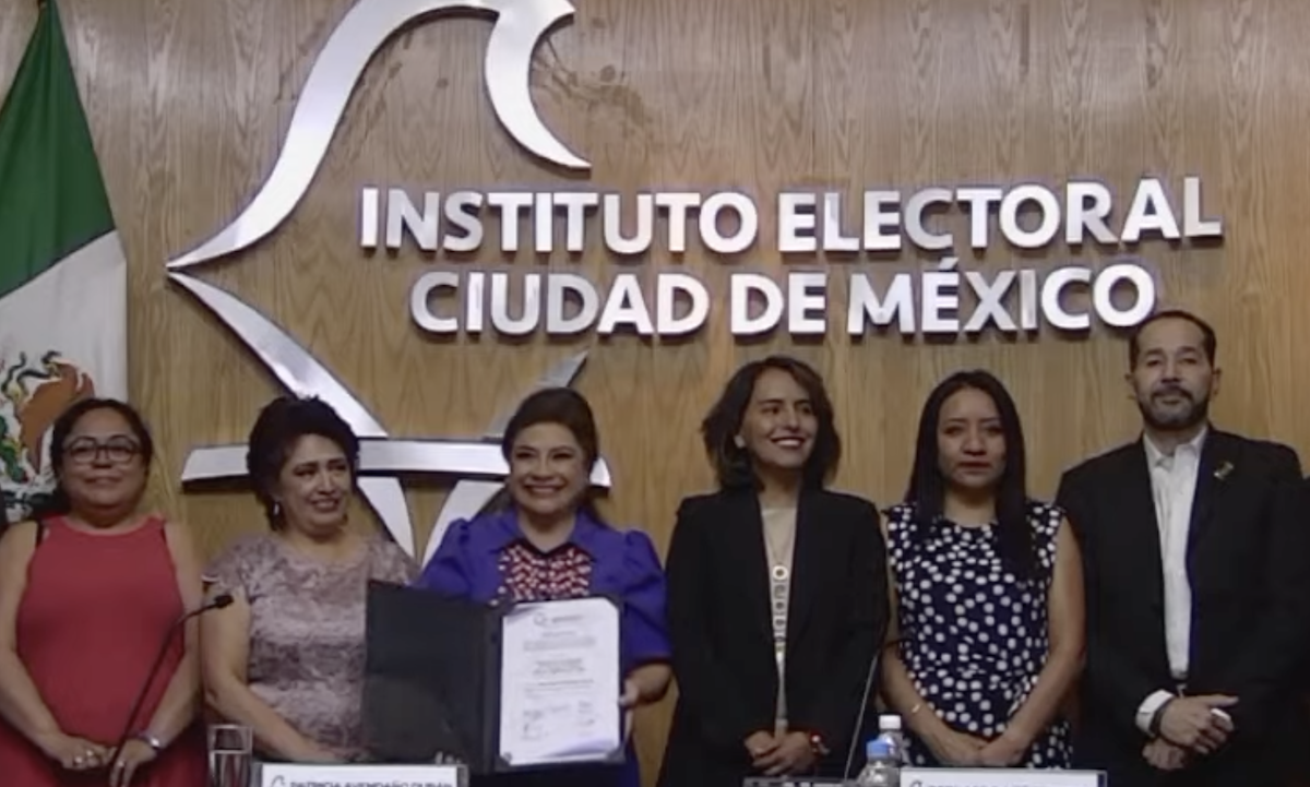 Clara Brugada Recibe Constancia Como Jefa De Gobierno Electa De La Cdmx