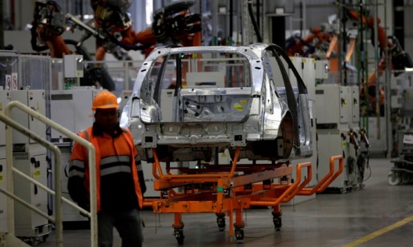 Audi y Volkswagen, a la espera de permiso para reanudar operaciones en México