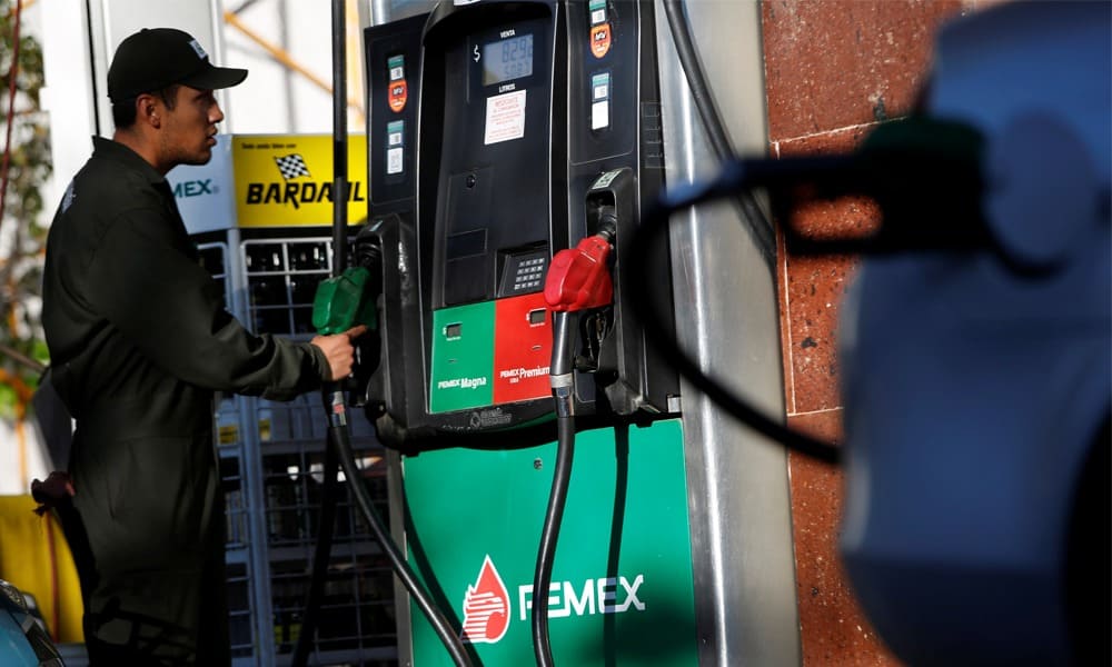 Gasolina en EU sigue en aumento: se vende en 4.17 dólares