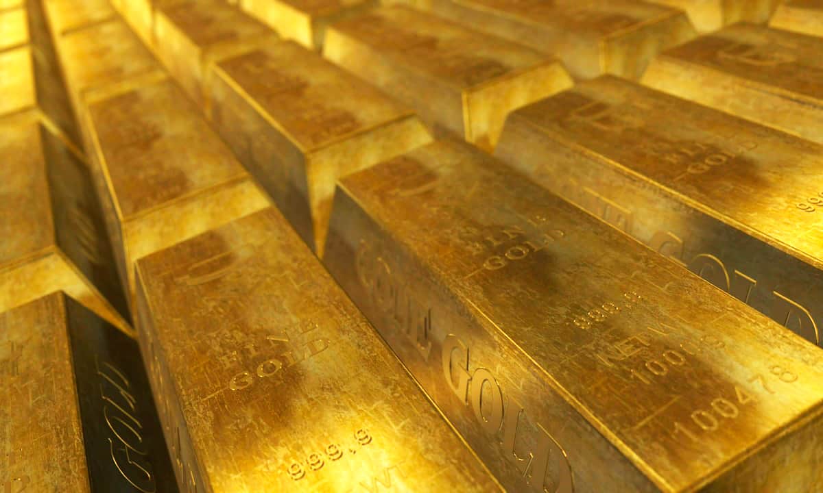 Oro perfila su mayor alza mensual desde julio de 2020