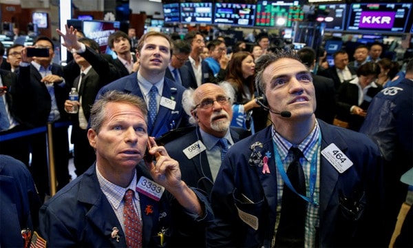 Wall Street cierra con ganancias gracias al acuerdo tentativo para evitar otro cierre de gobierno