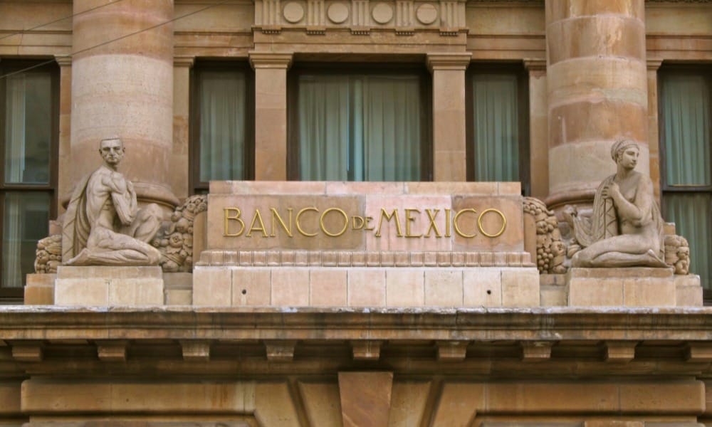 Banco de México eleva su tasa de interés en 25 puntos base, a 8.25%, en una decisión unánime