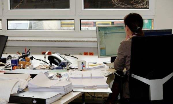 Mercado laboral en EU supera expectativas en febrero: crean 273,000 nuevos empleos