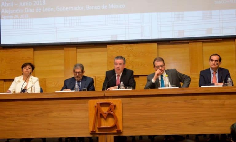 Banxico eleva el precio del dinero; sube tasa a 8%