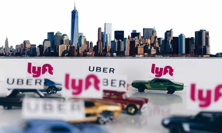 Conductores de Uber y Lyft ganan la batalla: serán considerados trabajadores en California