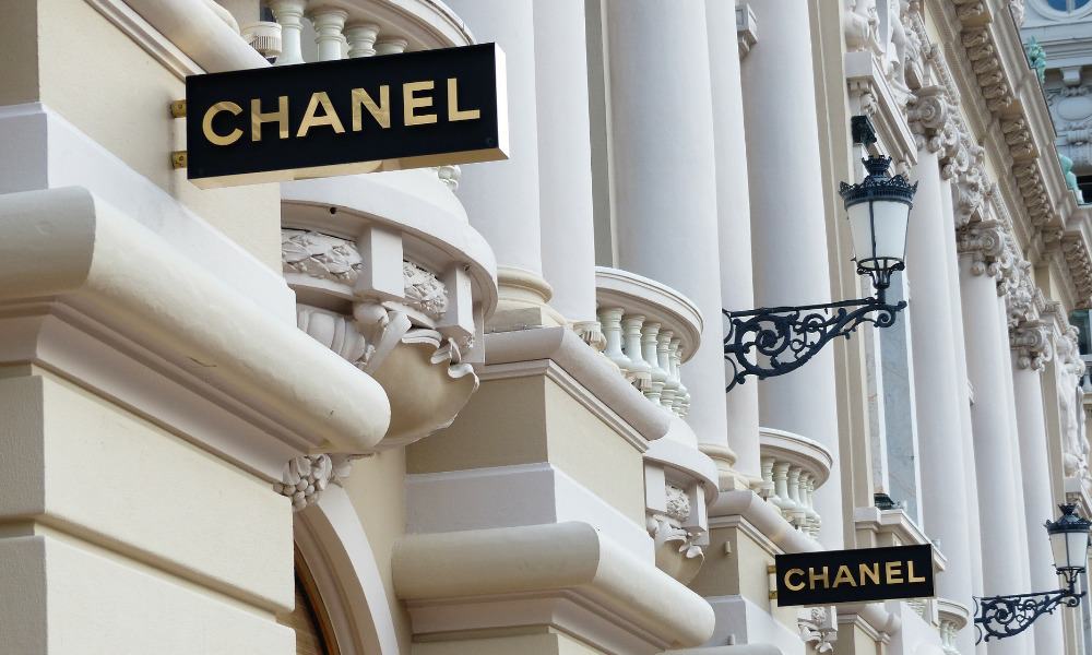 Chanel es la última de una larga lista de marcas de lujo que dan la espalda a las pieles