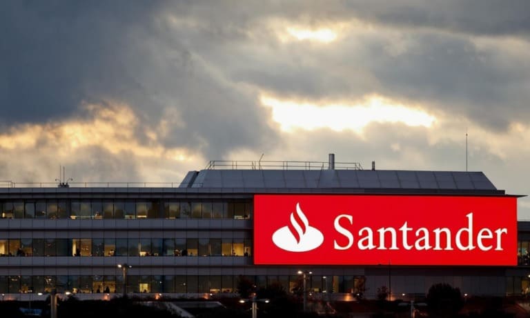 ¿Quién es la presidenta del banco Santander?