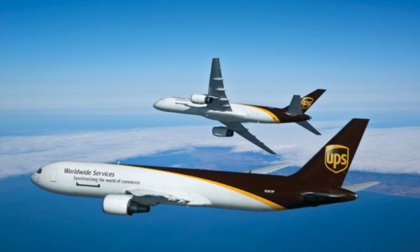 UPS supera expectativas de ganancias, pero estima un impacto futuro por la desaceleración global