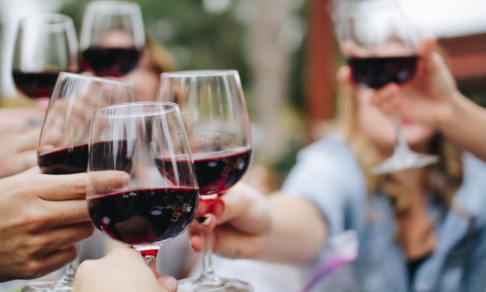 Francia tendrá producción de vino ‘históricamente baja’ en 2021