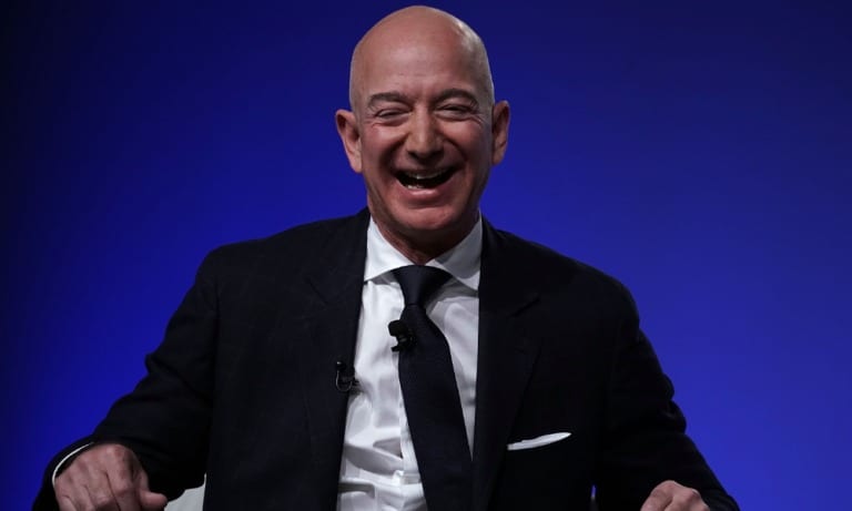 Jeff Bezos mantendrá 75% de participación en Amazon tras su divorcio