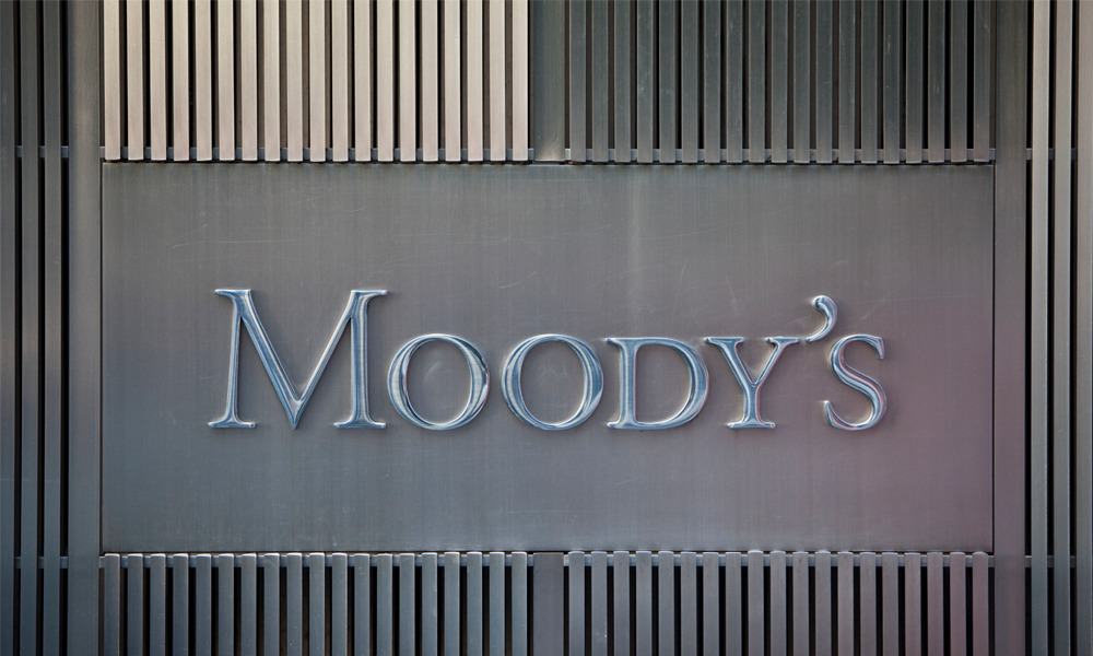 Moody’s considera positiva extensión de apoyos de Banxico