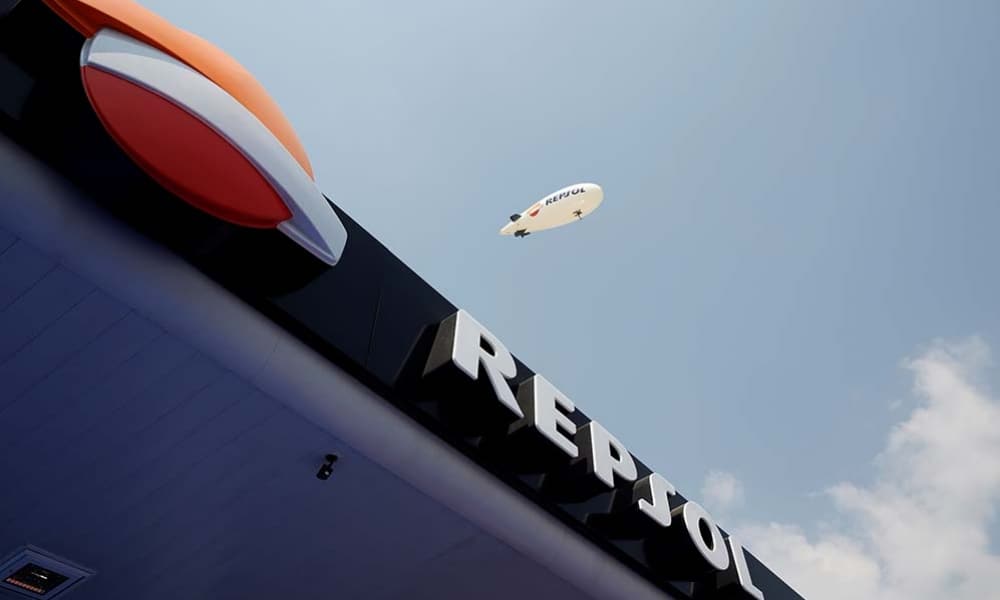 Repsol se expande en México: entra al mercado de la turbosina