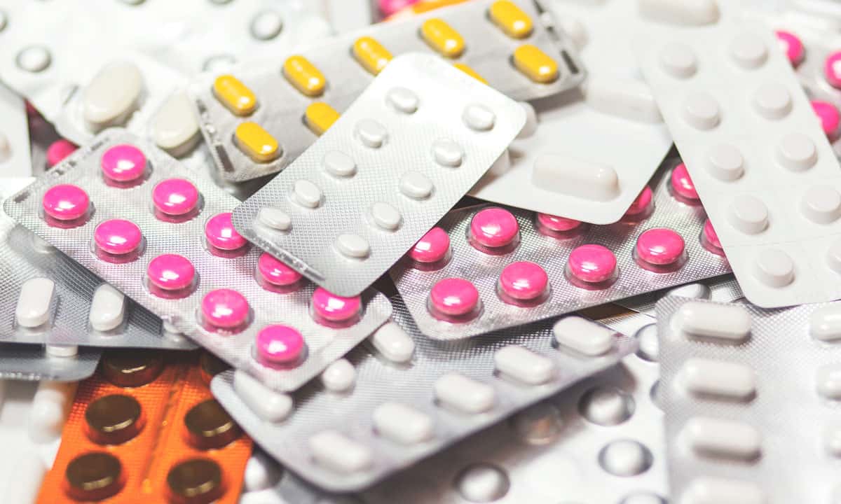 La ruta de Fármacos Especializados para convertirse en la farmacéutica consentida del sexenio de Peña Nieto y Calderón