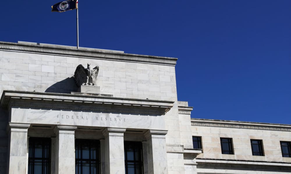 Fed inicia tapering con reducción mensual de 15,000 mdd y no descarta cambiar el ritmo