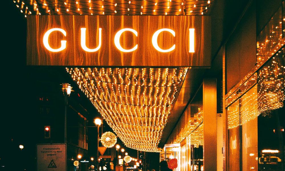 El propietario de Gucci está por pagar una multa histórica en Italia