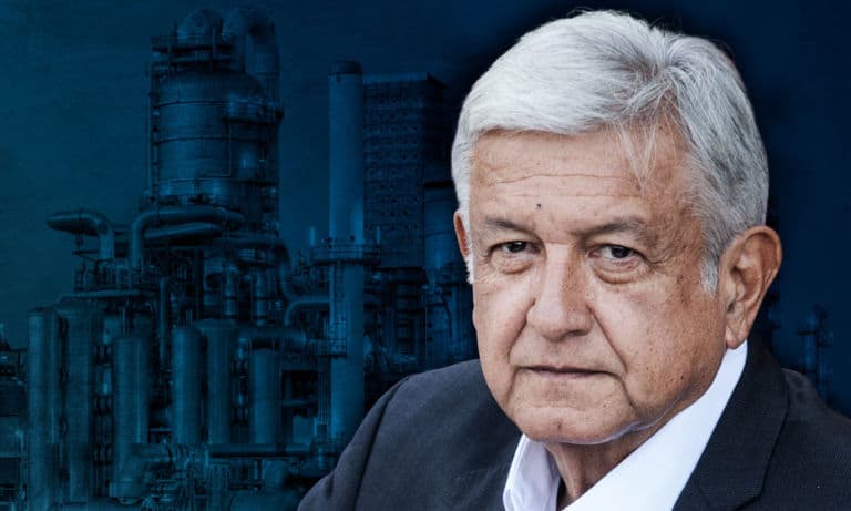 Paro en Dos Bocas es por conflicto sindical; trabajadores tienen prestaciones: AMLO