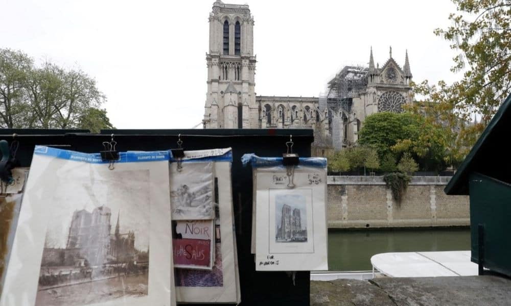 Notre Dame será reconstruida en cinco años, afirma el presidente francés