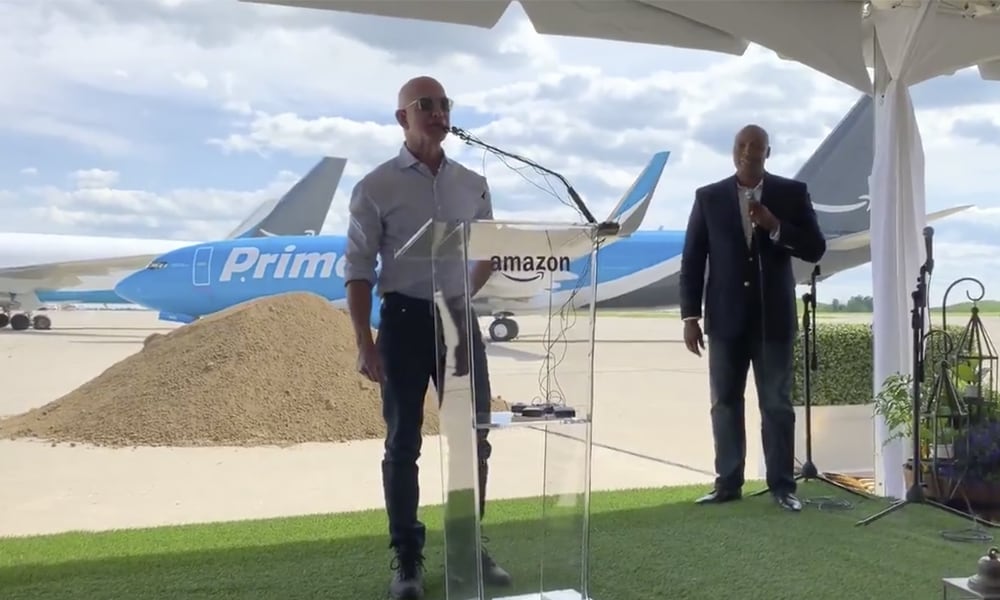 Jeff Bezos construye un aeropuerto de Amazon por 1,500 millones de dólares