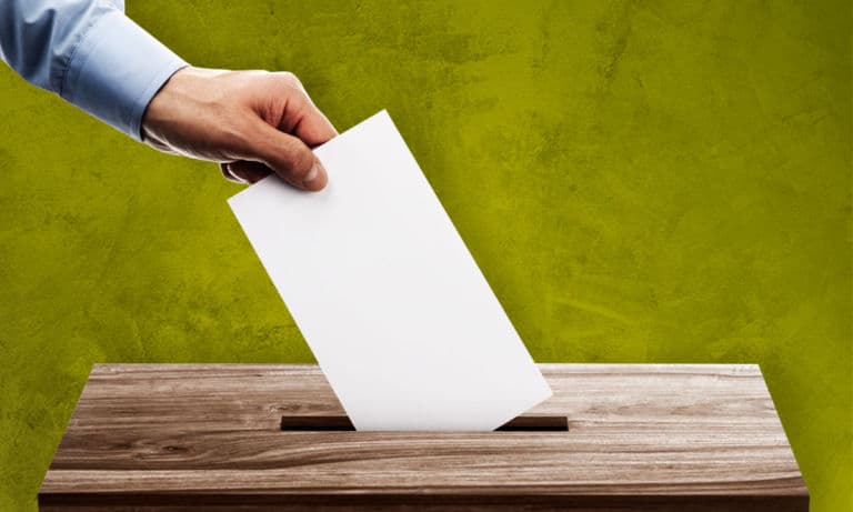 México, el más insatisfecho con la democracia, según encuesta de Pew Research
