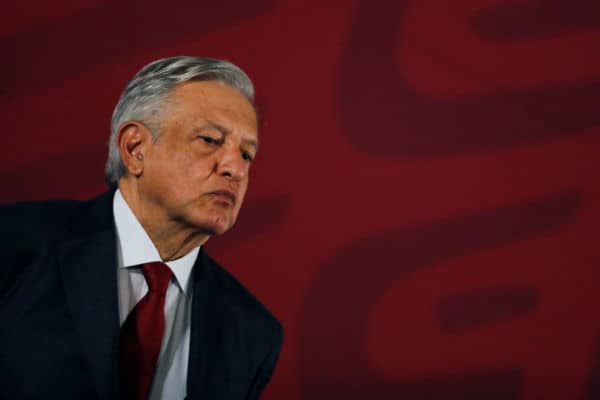 ¿Cómo llega AMLO a su primer informe? Así están sus niveles de aprobación