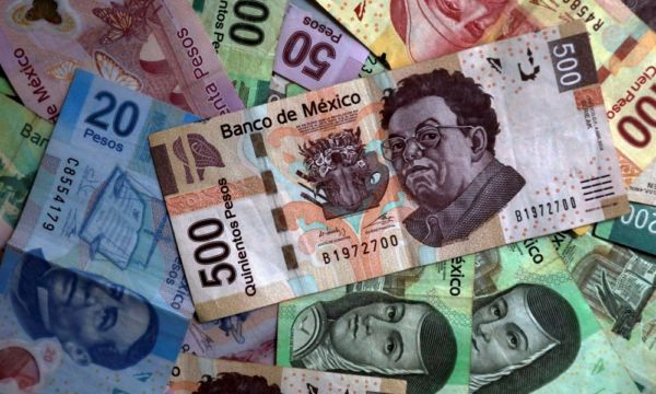 Peso cierra con ganancias frente al dólar tras dato del PIB de China