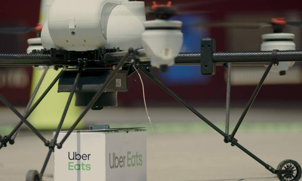 Uber Eats probará en EU reparto de hamburguesas… en drones