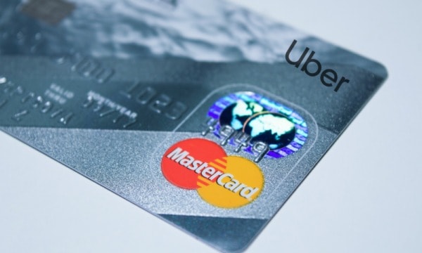 Uber lanzará tarjeta de débito para conductores en México en alianza con BBVA y Mastercard