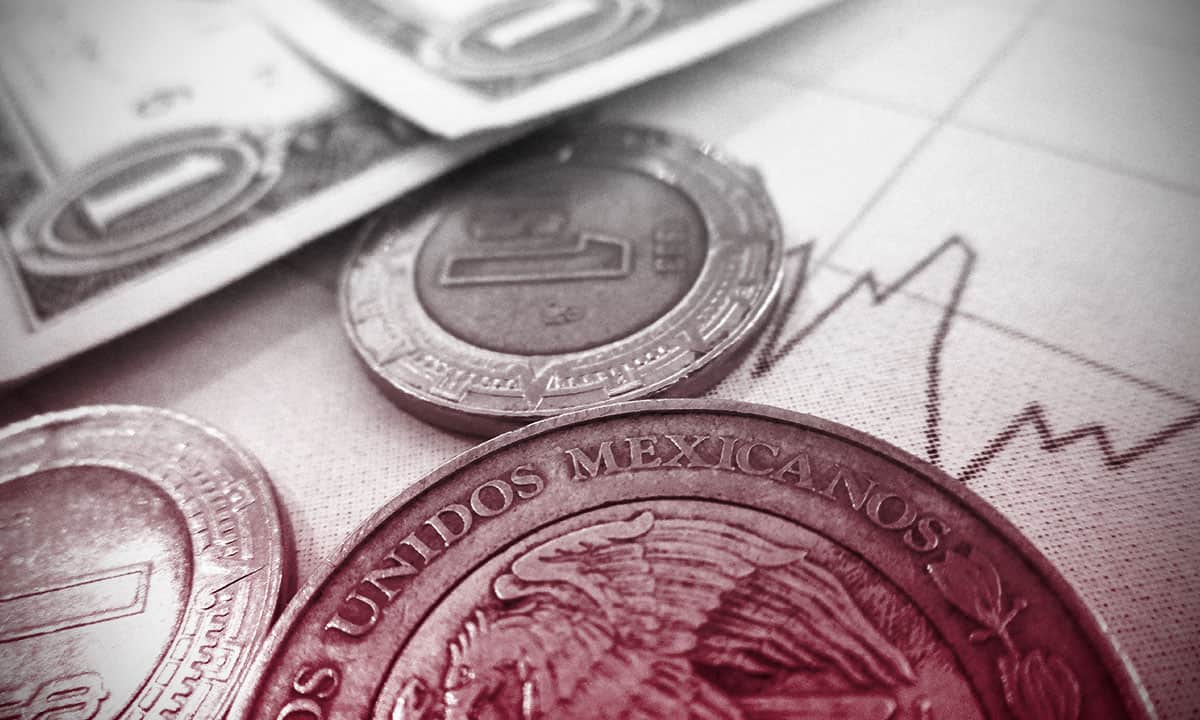 Guerra comercial y tasas de interés traerán más jornadas de sufrimiento para el peso mexicano