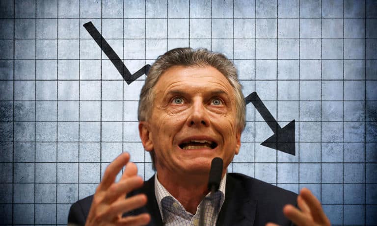 La caída de Macri y el regreso del peronismo cimbran la de por sí endeble economía de Argentina