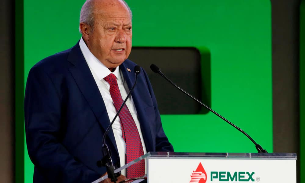 Carlos Romero Deschamps renuncia a Pemex a partir de este martes: AMLO