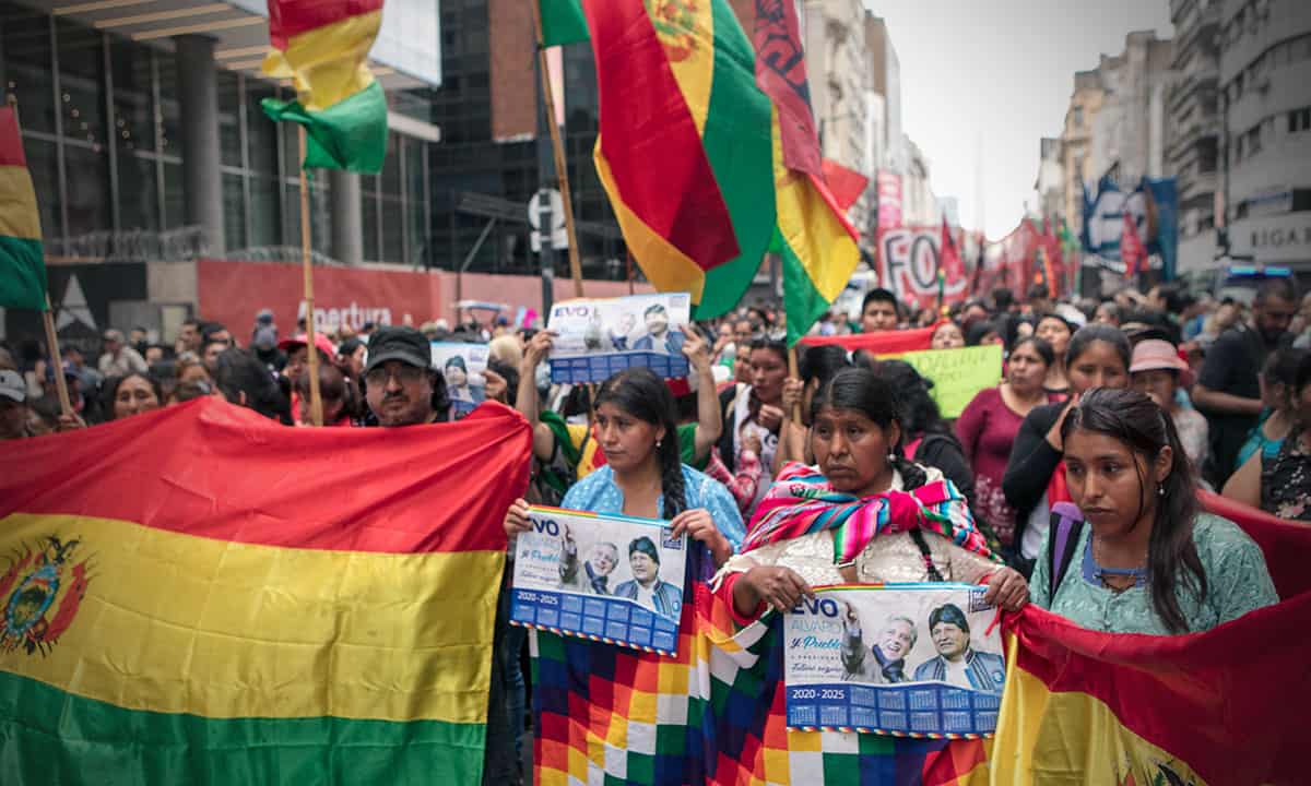 Los logros económicos y sociales de Bolivia se tambalean con la crisis social e institucional que vive