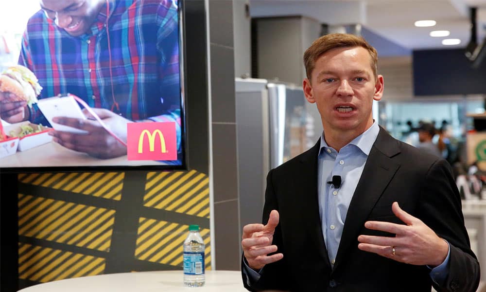 Resulta que el nuevo CEO de McDonald’s no tiene acciones en la compañía