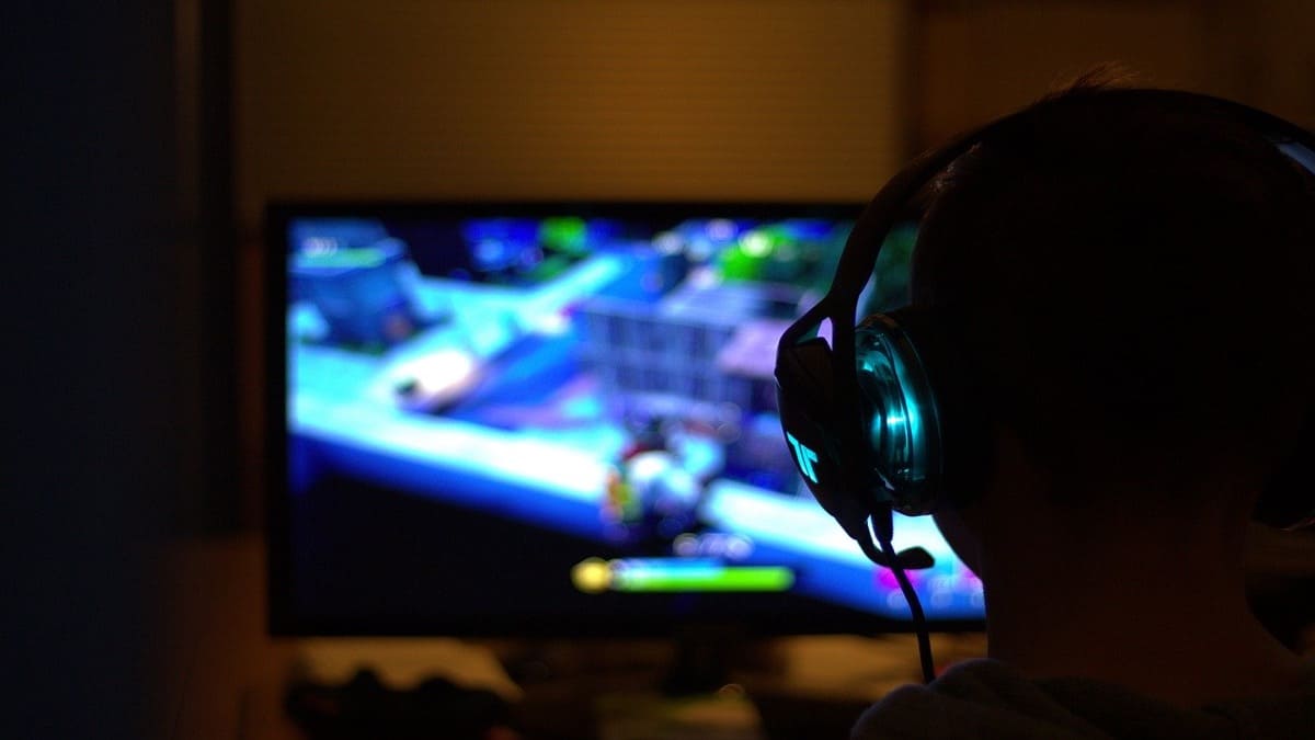 Tencent impone reconocimiento facial para impedir que niños usen videojuegos por la noche