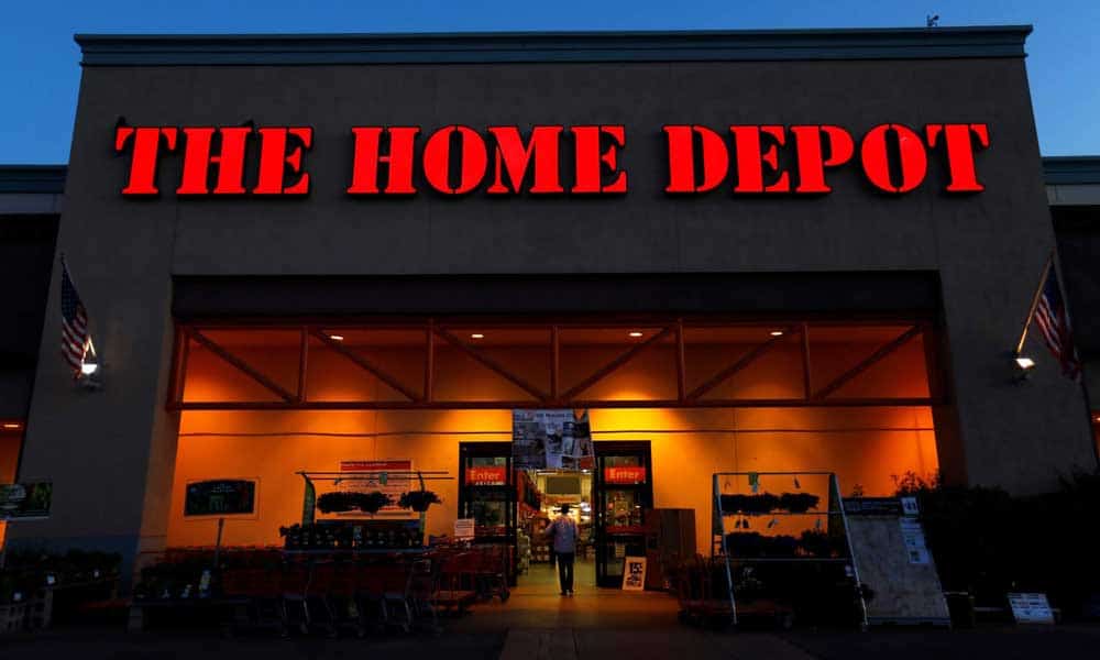 Home Depot cae en bolsas; márgenes asustan a inversionistas