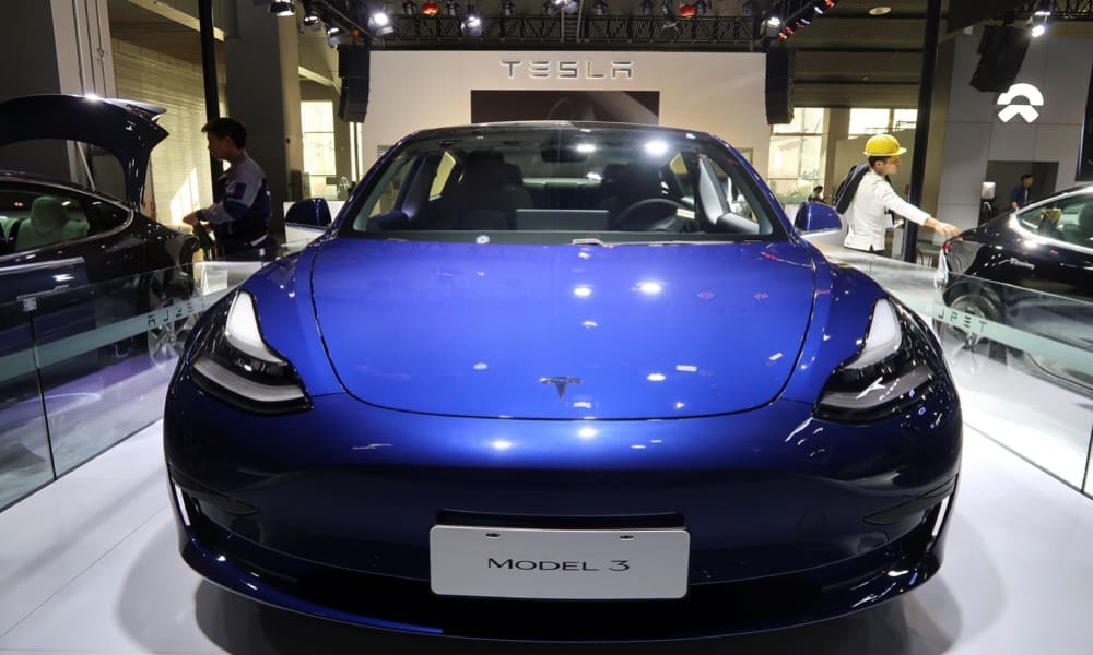 Tesla ‘rebaja’ 16% el precio de su Model 3 en China