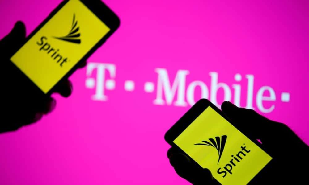 Acciones de Sprint se disparan 77% por aprobación de fusión con T-Mobile