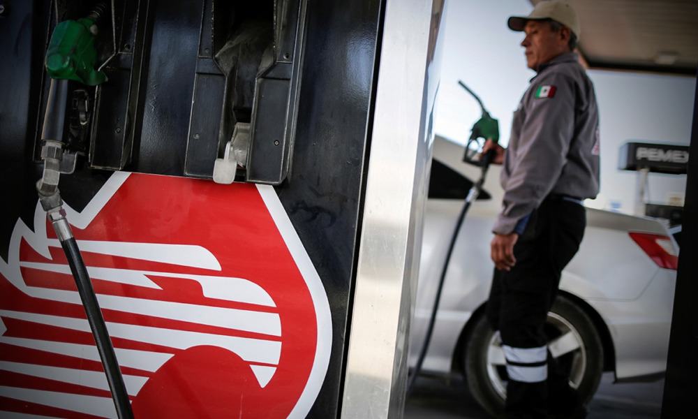 Pemex busca recuperar hegemonía en gasolina, pero sin capacidad de abasto