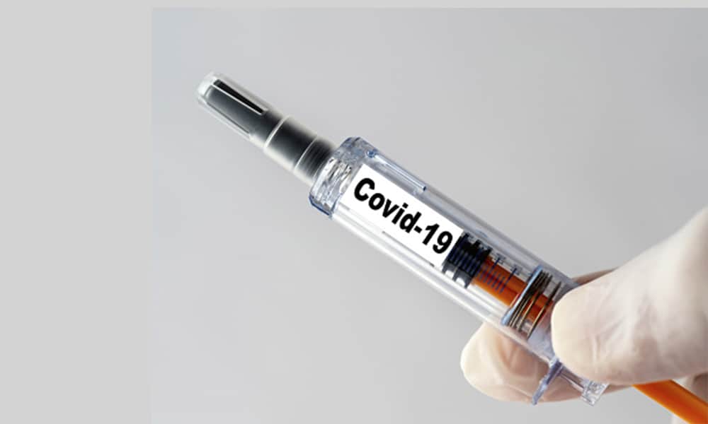 Aprobación de vacuna de Moderna contra COVID-19 no será antes de elecciones en Estados Unidos