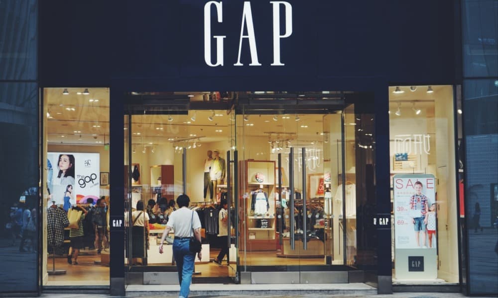 Gap enfrenta demanda de dueño de centros comerciales por dejar de pagar rentas y pérdida trimestral de 932 mdd