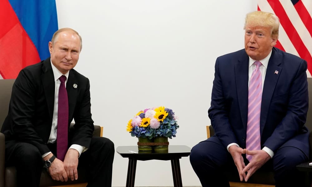 Trump pide a Putin evitar una carrera armamentística con Rusia y China