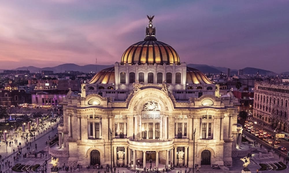 Llegada de turistas a México desciende 86.8% en junio, pero reduce caída