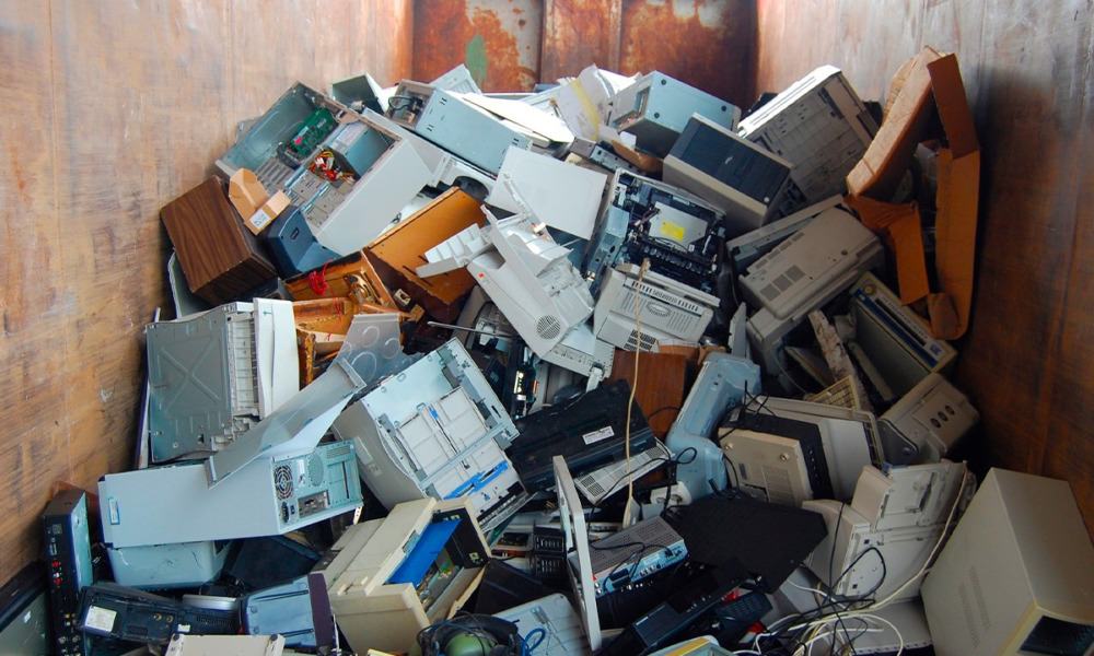 Reino Unido pide a empresas controlar desperdicio electrónico