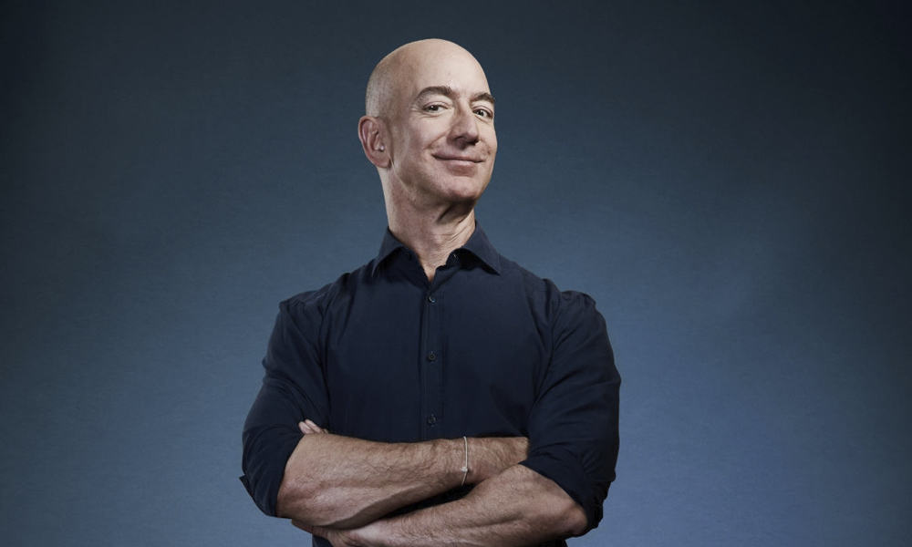 Jeff Bezos vende más de 3,000 millones de dólares en acciones de Amazon