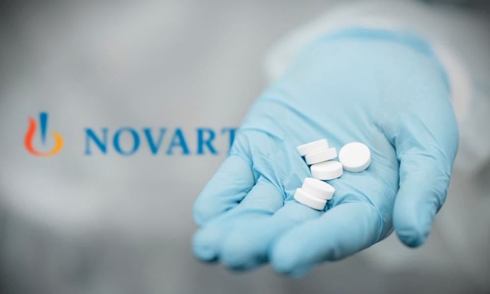 Falla ensayo de ruxolitinib en complicaciones de COVID-19: Novartis