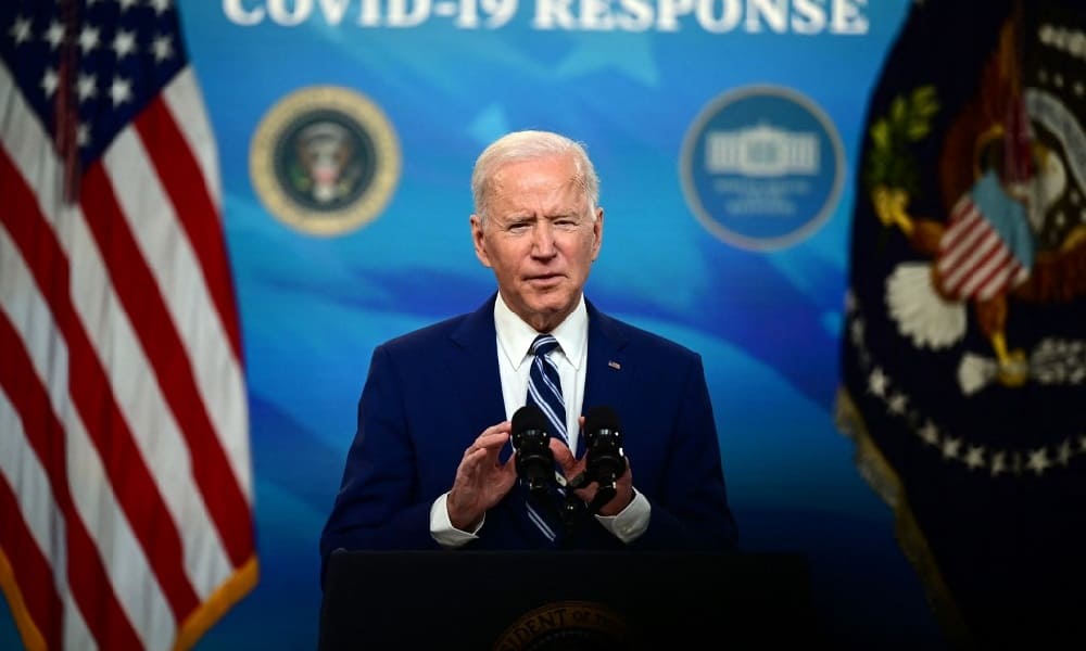 Biden respalda iniciativas para atender los problemas creados por grandes tecnológicas