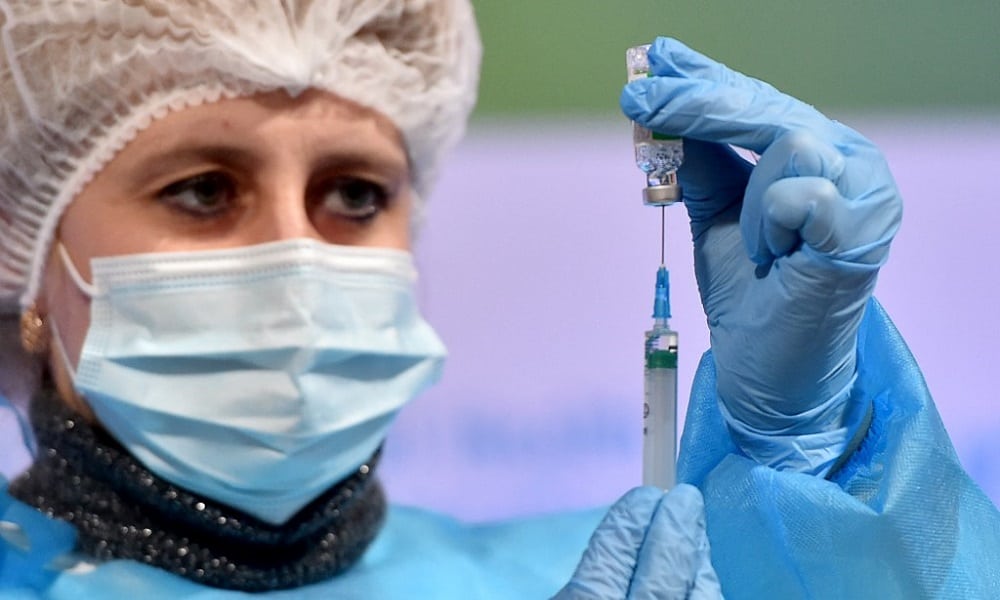 Estados Unidos cuestiona ensayo de la vacuna de AstraZeneca por datos desactualizados
