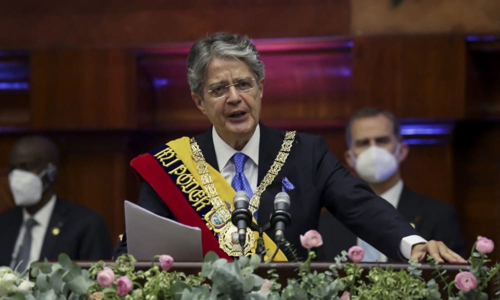 Ecuador abre sus puertas al comercio mundial, dice Guillermo Lasso al asumir la presidencia