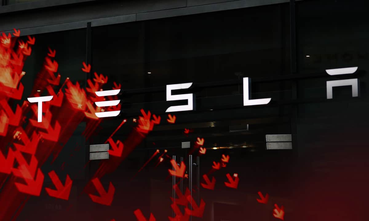 Panasonic vende su participación en Tesla por 3,600 mdd; mantendrá asociación con la automotriz