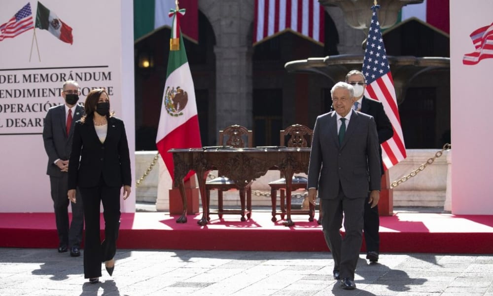 México y Estados Unidos abordan migración, seguridad y economía en reunión