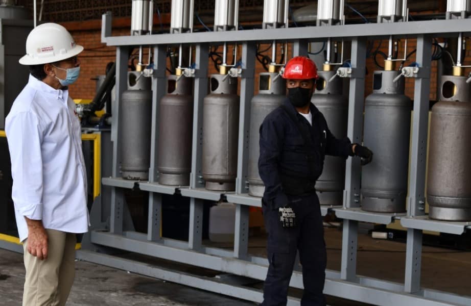 Gas Bienestar promete rehabilitar cilindros de gas LP de las familias más pobres